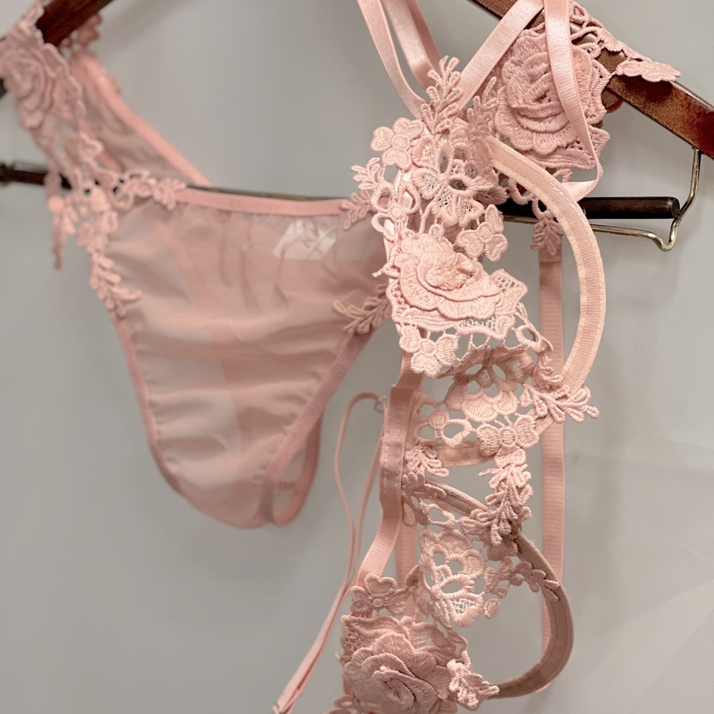 Blush Pink Appliqué & Mesh Set (extra)